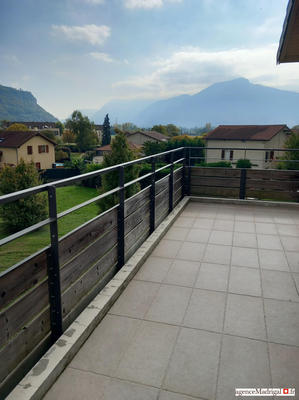 Appartement - 70 m² - 3 pièces