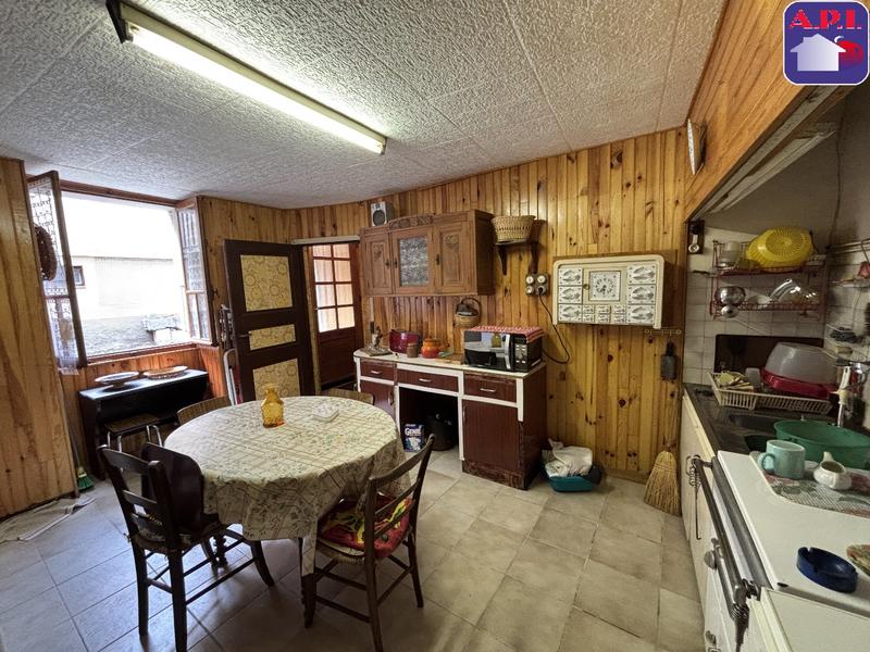 Maison - 177 m² - 8 pièces