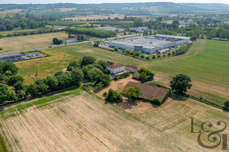 Terrain - 36 410 m²