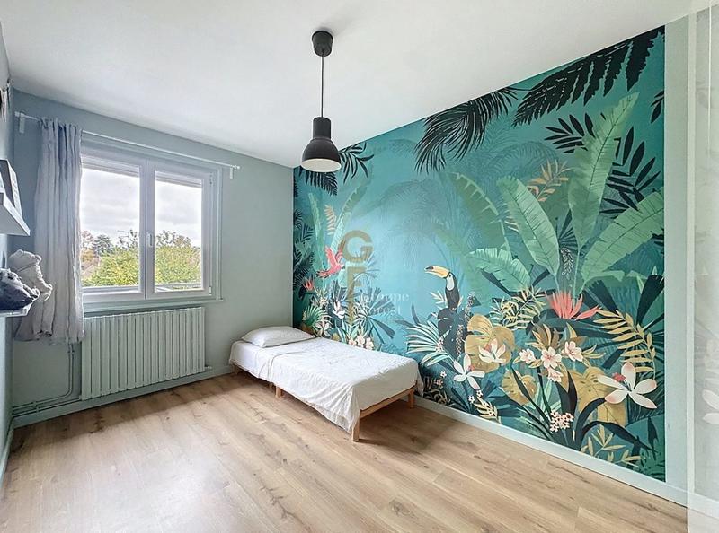 Maison - 180 m² - 7 pièces