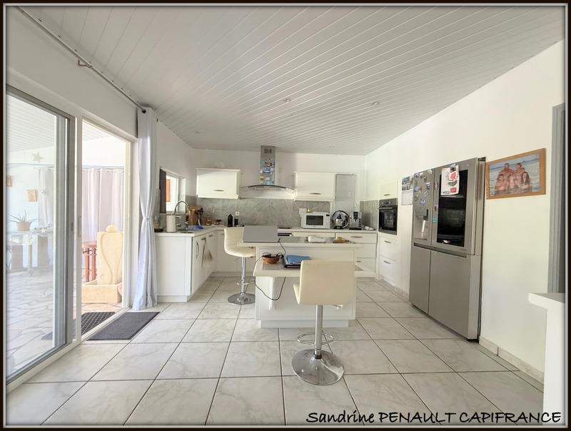 Villa - 221 m² - 7 pièces