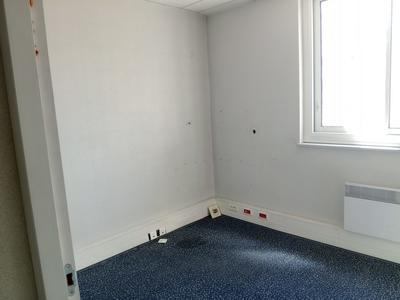 Bureau - 200 m²