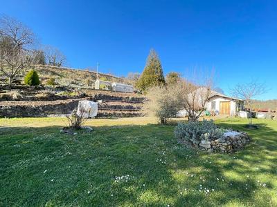 Maison - 212 m² - 8 pièces