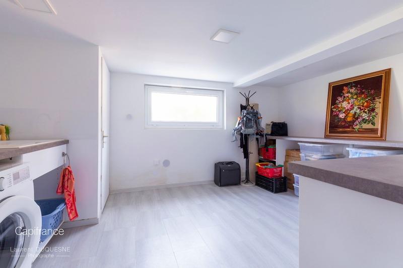 Maison - 200 m² - 8 pièces