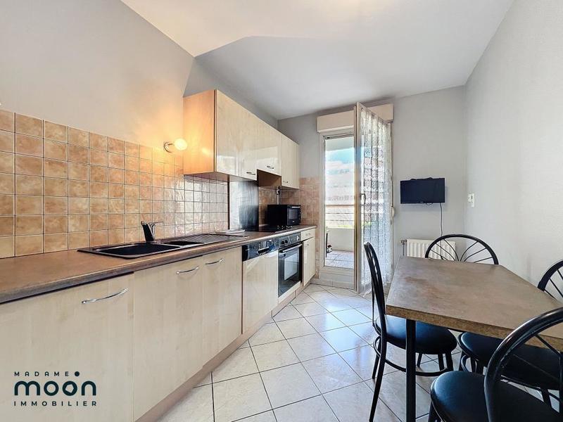 Appartement - 84 m² - 4 pièces