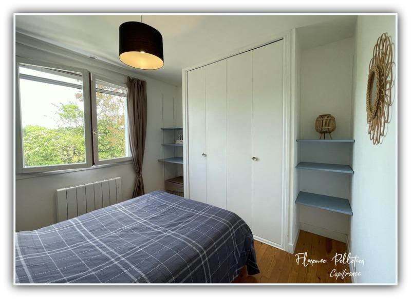 Maison - 213 m² - 8 pièces