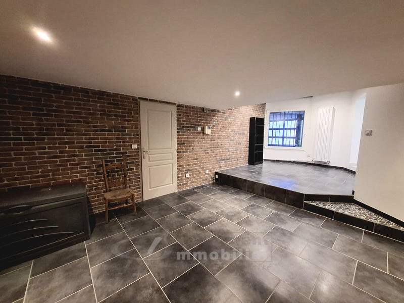 Maison - 230 m² - 6 pièces