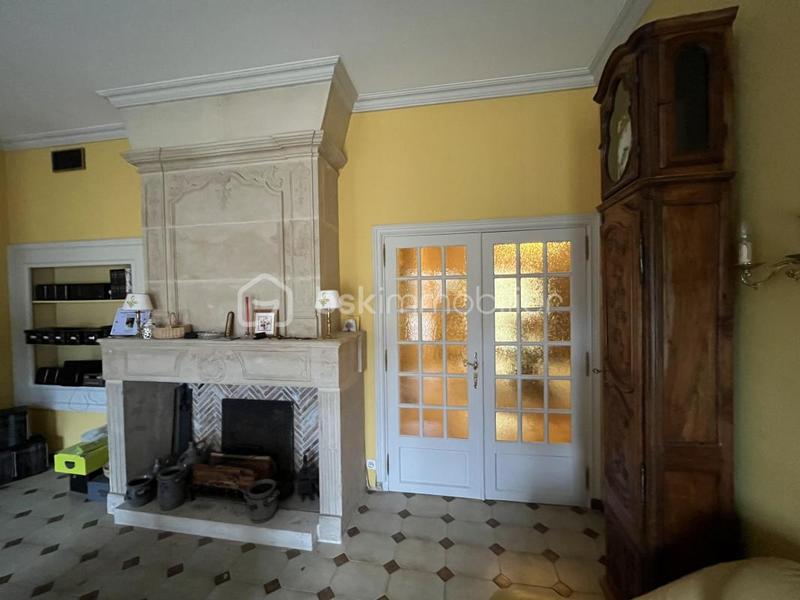 Maison - 308 m² - 9 pièces