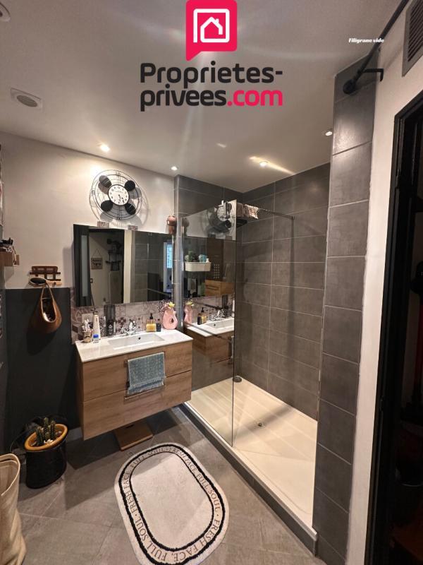 Appartement - 82 m² - 3 pièces