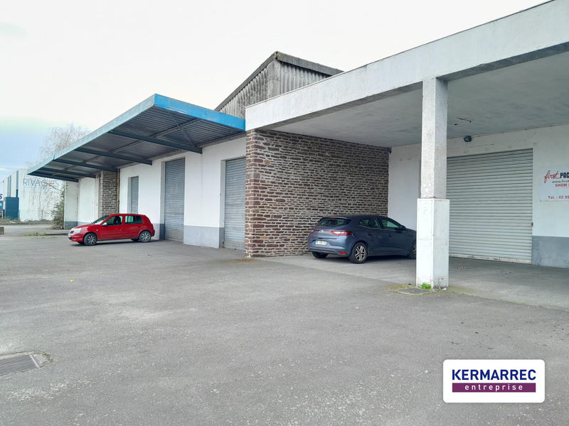 Local commercial - 3 400 m²