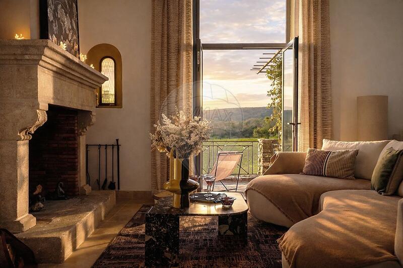 Maison - 203 m² - 6 pièces