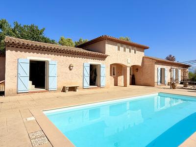 Villa - 153 m² - 6 pièces