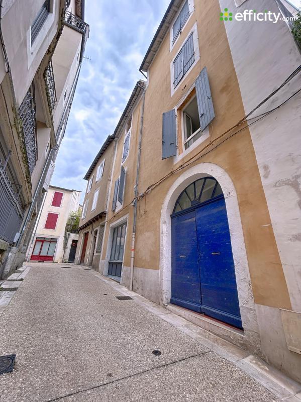 Immeuble - 203 m² - 9 pièces