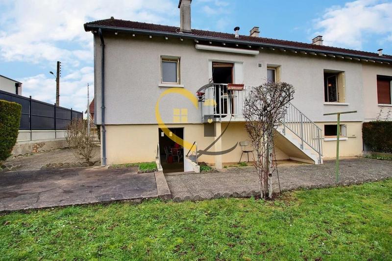 Maison - 89 m² - 5 pièces