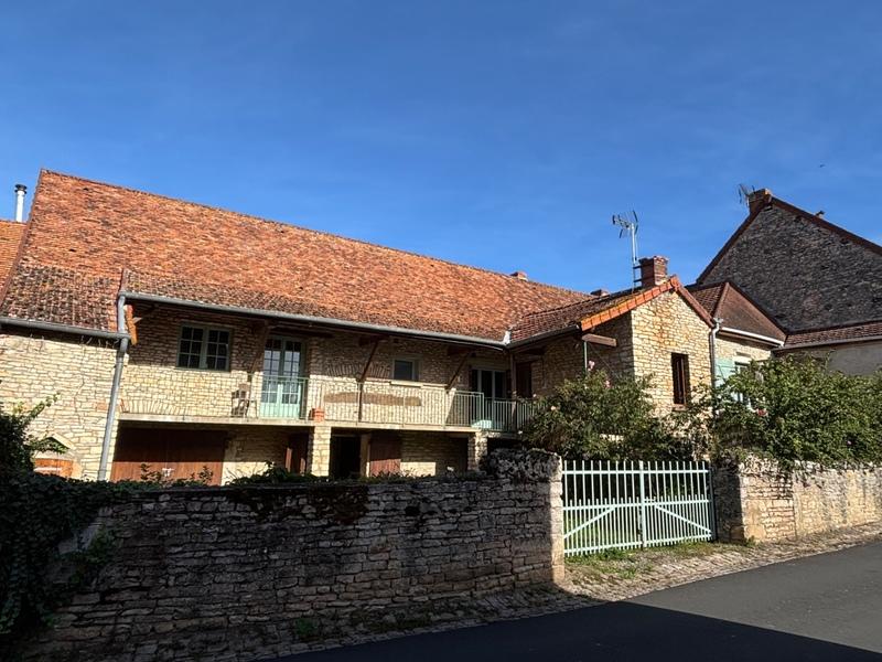 Maison - 159 m² - 6 pièces