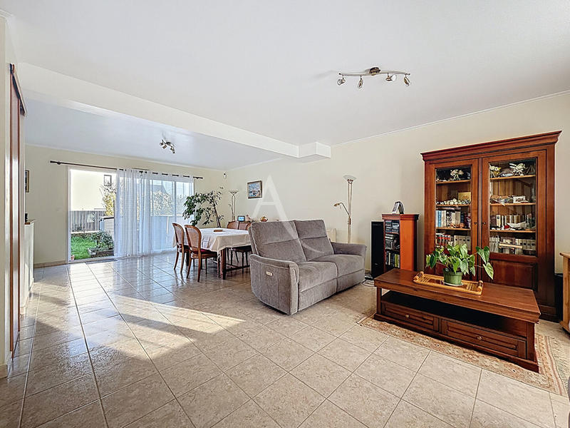 Maison - 136 m² - 6 pièces