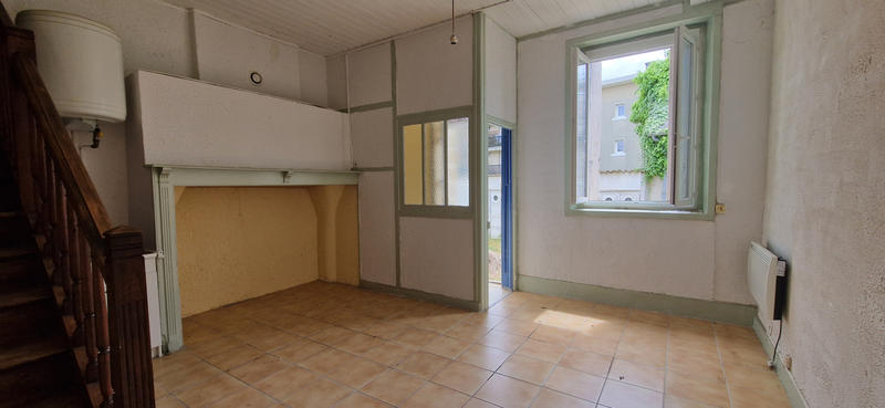 Maison - 220 m² - 7 pièces
