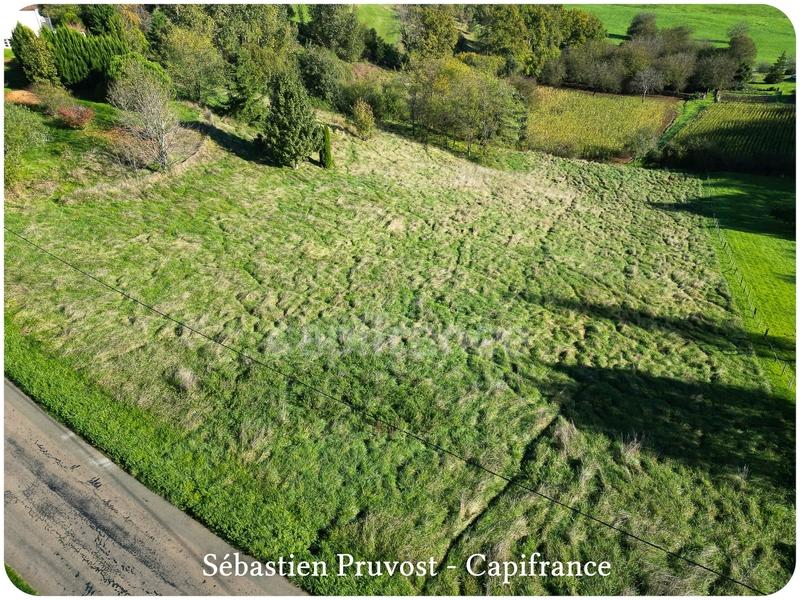 Terrain constructible - 6 647 m²