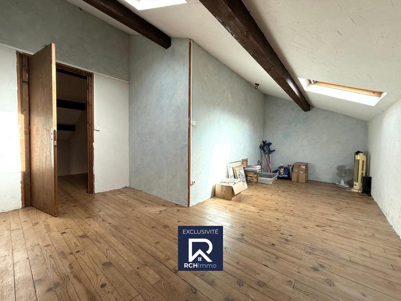 Maison traditionnelle - 124 m² - 7 pièces