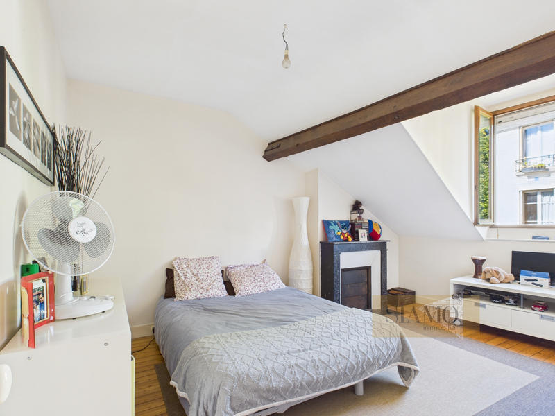 Maison - 152 m² - 7 pièces