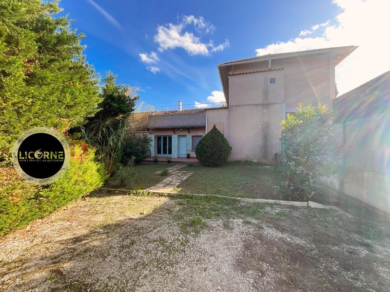 Mas - 267 m² - 7 pièces