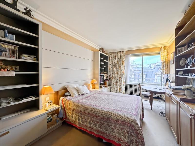 Appartement - 110 m² - 5 pièces