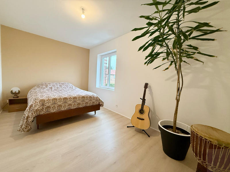 Maison - 277 m² - 8 pièces