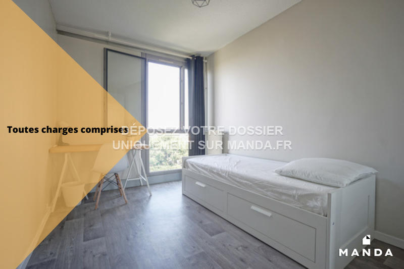 Chambre - 11 m² - 4 pièces