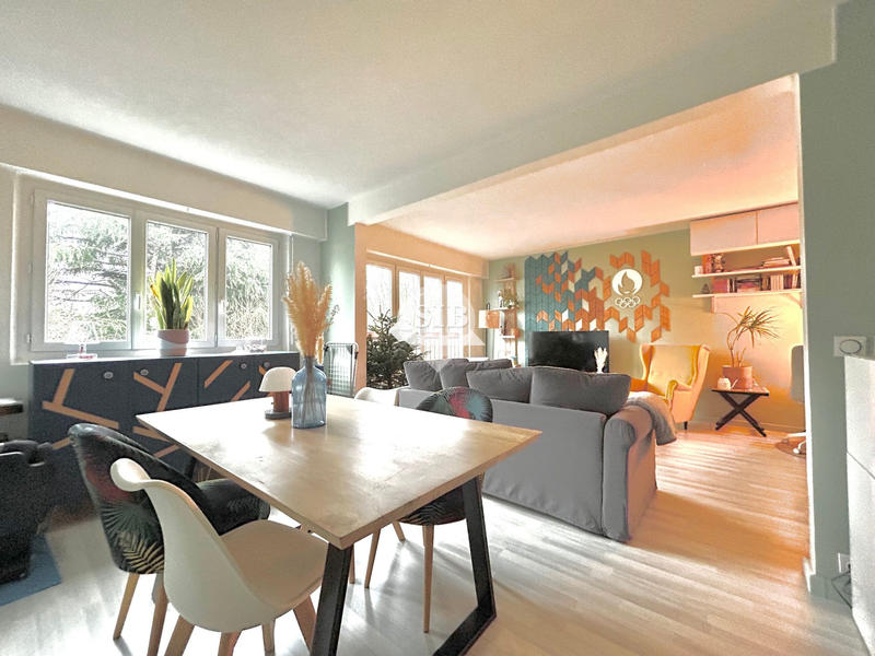 Appartement - 75 m² - 4 pièces