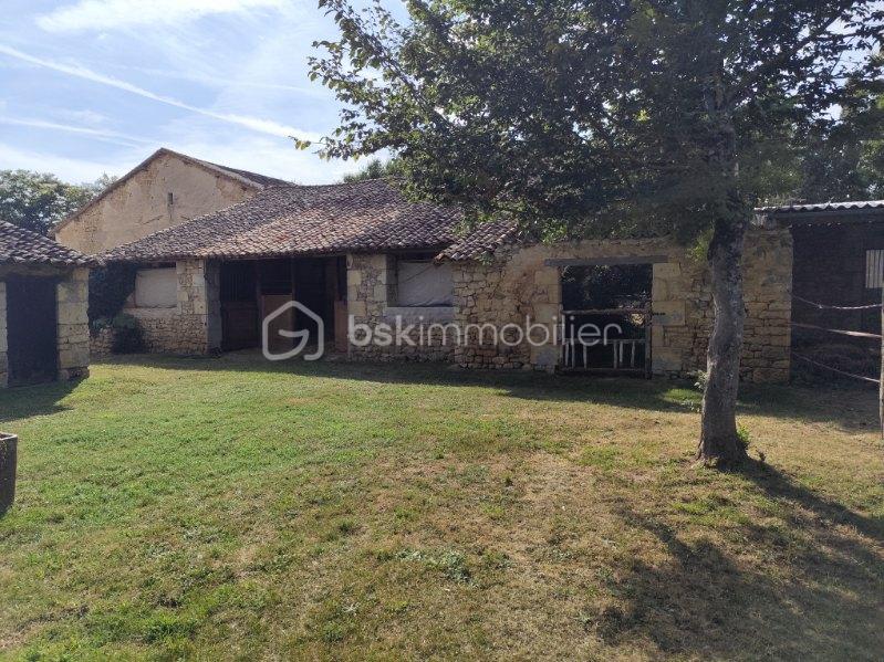 Corps de ferme - 297 m² - 9 pièces