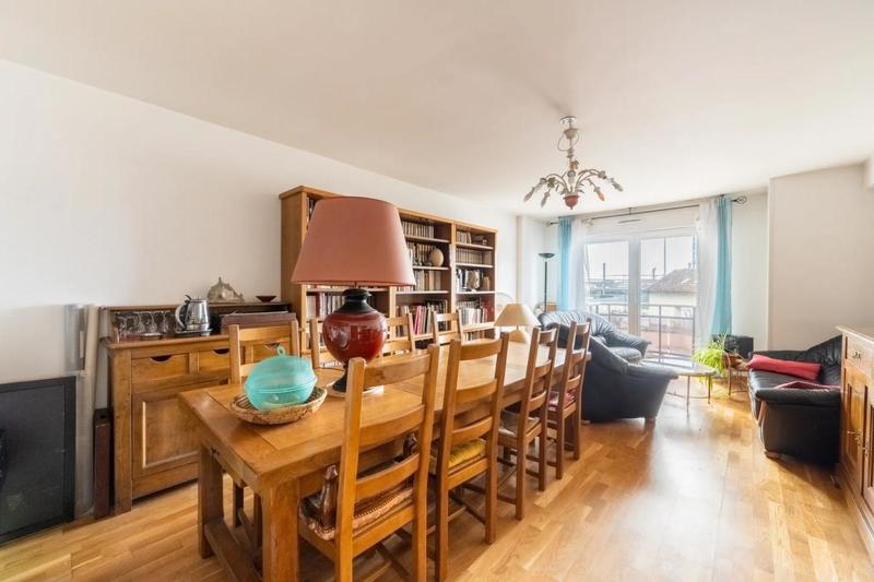 Appartement - 95 m² - 4 pièces