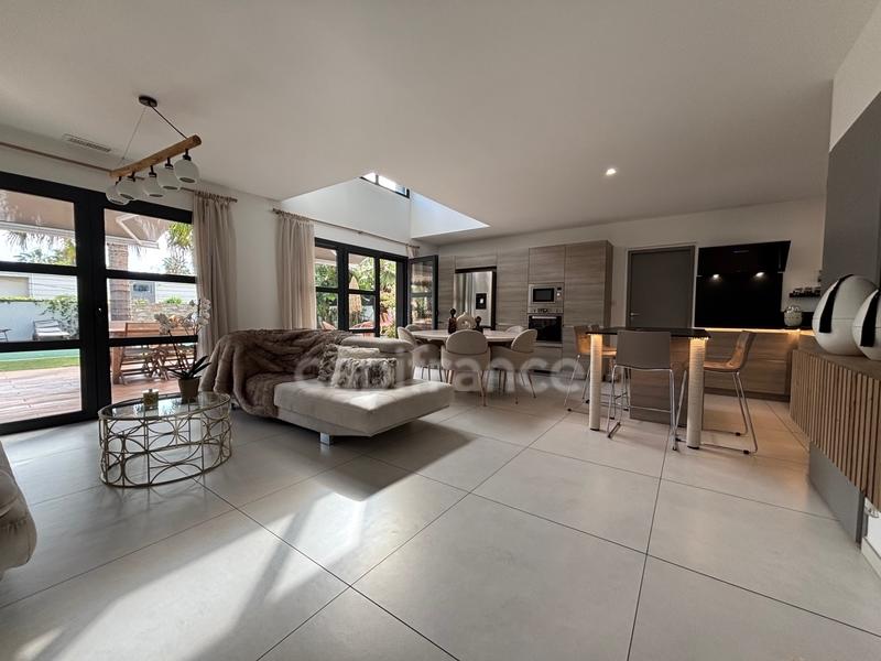 Villa - 128 m² - 5 pièces