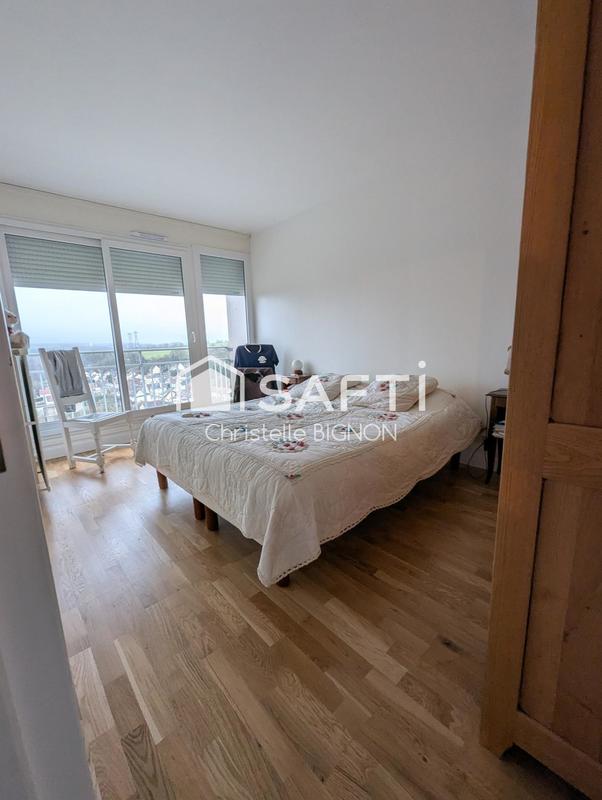 Appartement - 82 m² - 4 pièces