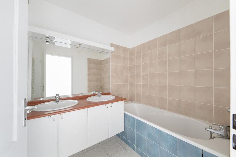 Appartement - 93 m² - 4 pièces