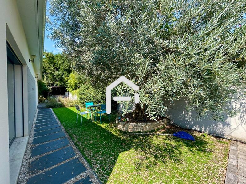 Villa - 120 m² - 4 pièces