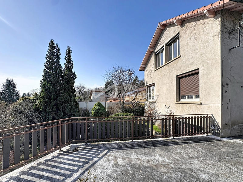 Maison traditionnelle - 128 m² - 5 pièces