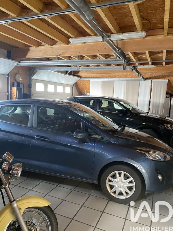 Maison - 166 m² - 9 pièces