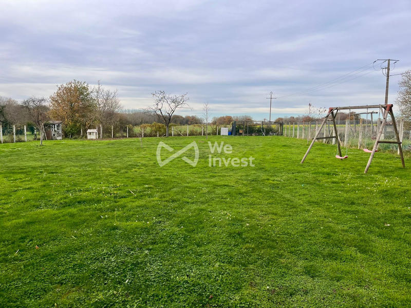 Maison - 180 m² - 8 pièces