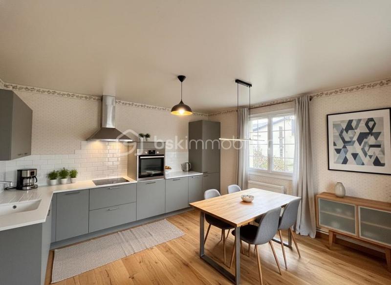 Maison - 150 m² - 5 pièces