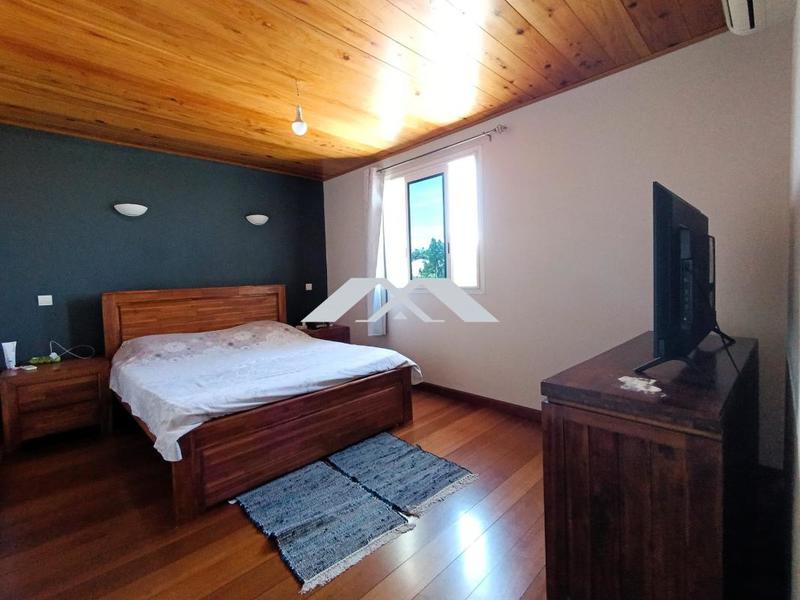 Maison - 142 m² - 7 pièces