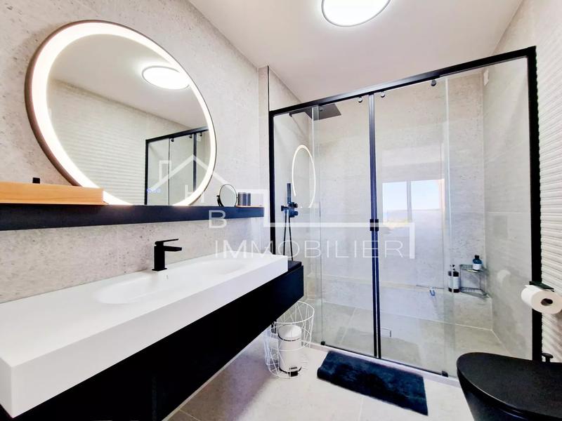 Appartement - 97 m² - 3 pièces