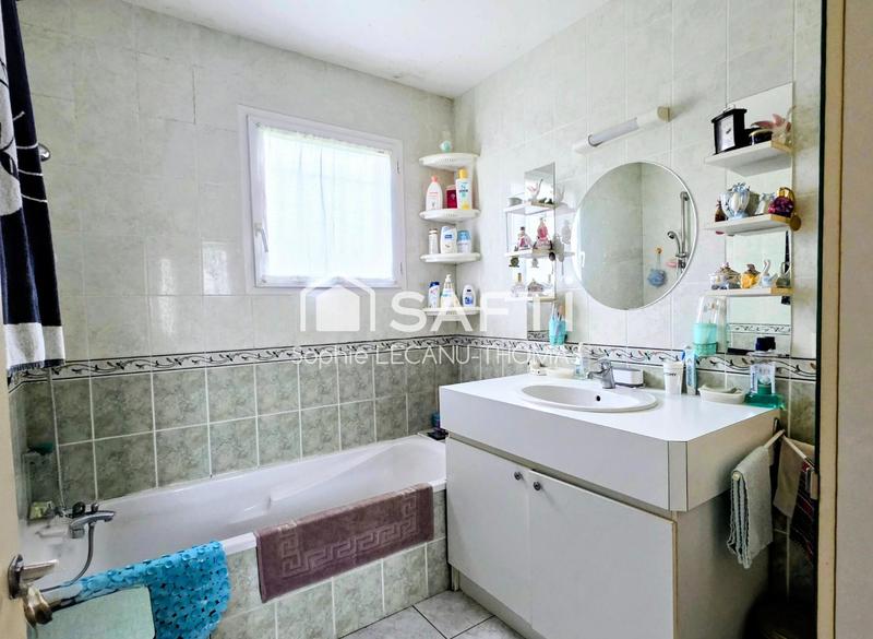 Maison - 95 m² - 4 pièces