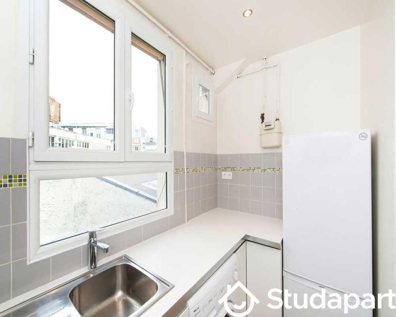 Chambre - 70 m² - 1 pièce