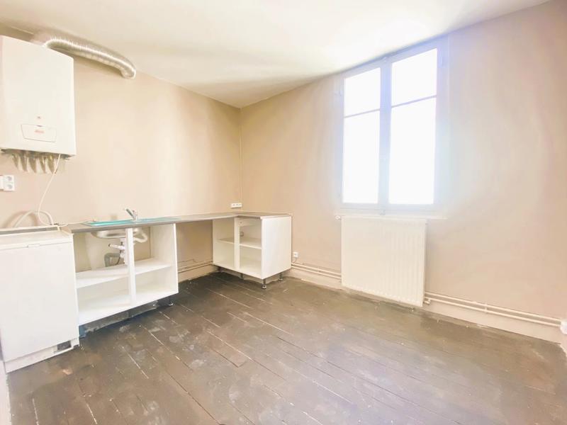 Maison - 220 m² - 11 pièces