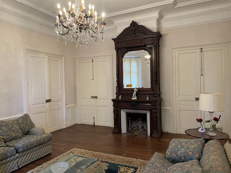 Propriété - 600 m² - 12 pièces