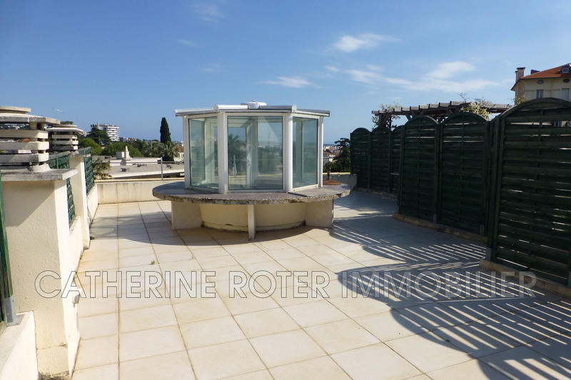 Appartement - 76 m² - 3 pièces