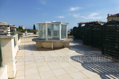 Appartement - 76 m² - 3 pièces