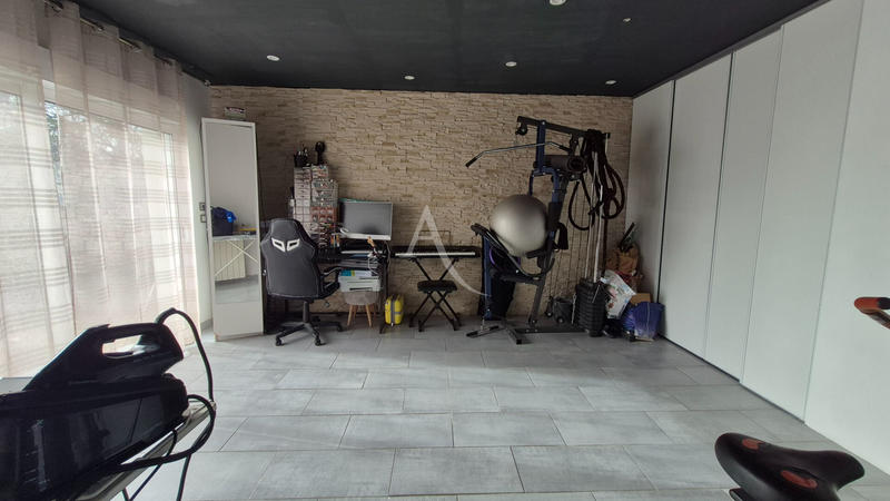 Maison - 173 m² - 6 pièces