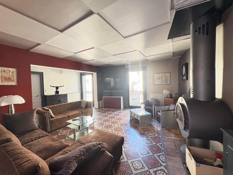 Demeure - 221 m² - 7 pièces