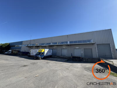 Entrepôt - 4 990 m²